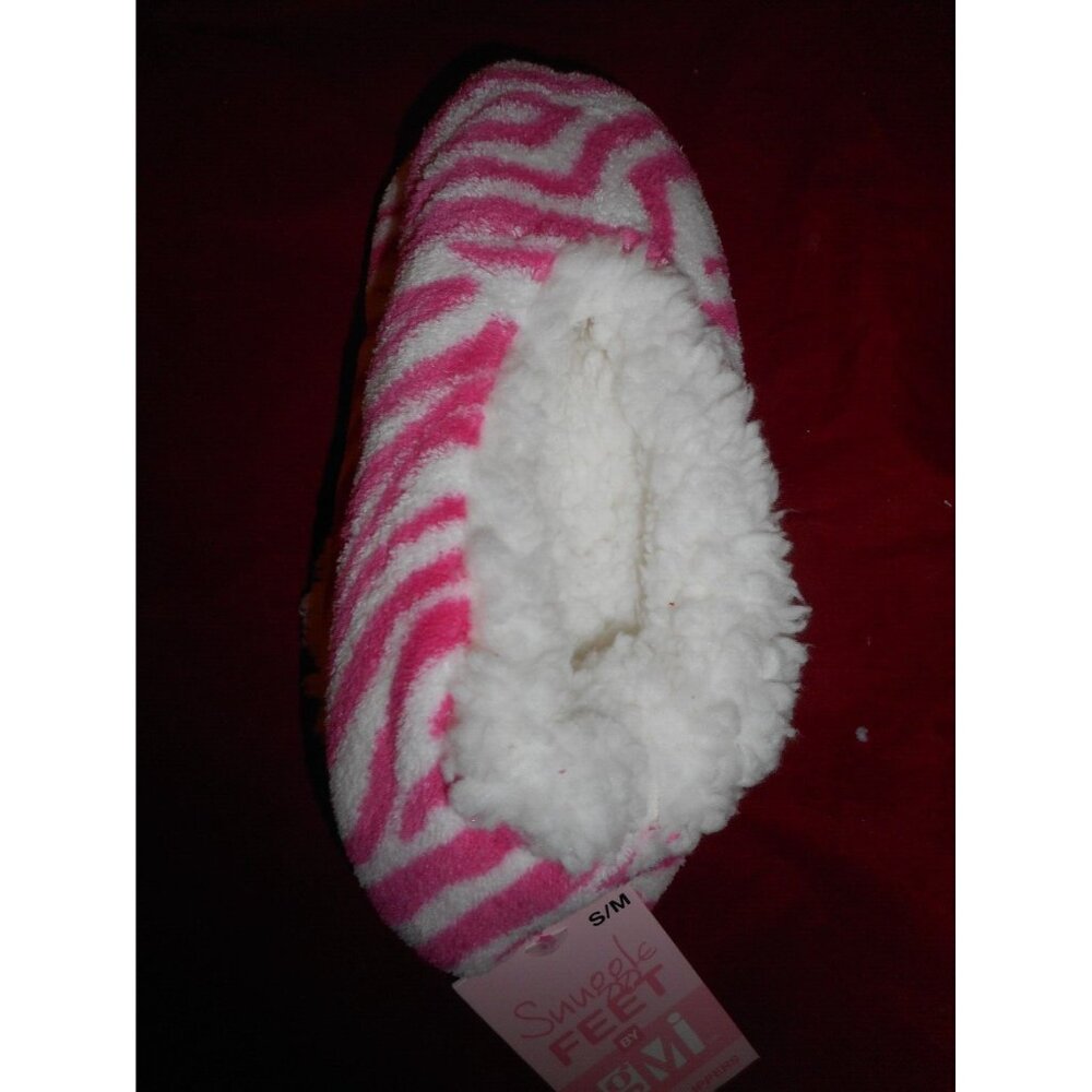 1 Pair Womens Snuggle Feet Non-Slip Slipper Size S/M 5-7 Soft Warm Slippers